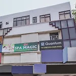 Oyo 15668 Hotel Heaven Inn