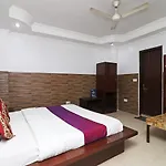 Oyo 6188 Hotel Rossette