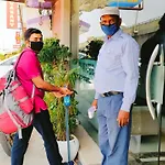 Hotel Waves, Delhi Airport