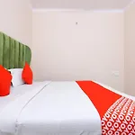 Oyo 77819 Shahdara Inn