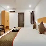 Oyo Townhouse 019 Anand Vihar