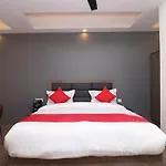 Oyo 36848 Embellish Inn