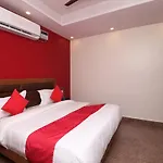 Oyo 36848 Embellish Inn
