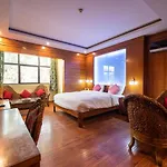 Hotel Emarald, New Delhi