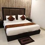 Hotel Aashiyana Inn