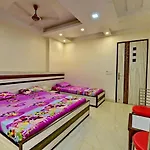 Goel Residency