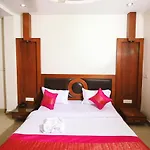 Hotel Lav Kush Deluxe At \