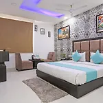 Hotel Grand Belwood Near Delhi Airport
