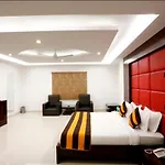 Hotel Anand International