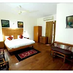 Hotel Oscar - Hauz Khas New Delhi