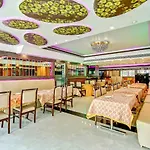 Collection O 83168 Hotel Swathi