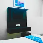 Royal Dwarka Stay - Near Aakash Hospital