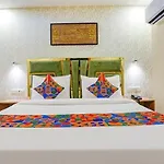 Fabhotel Aerosky Grand