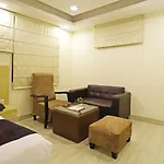 Hotel D\'Capitol - Delhi Airport