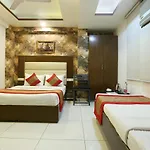 Hotel Red Velvet Suites Delhi Airport