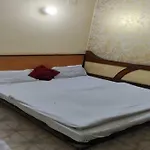 Hotel O Travel Inn