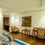 Hotel Arch International