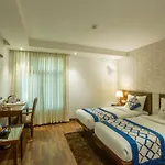 Hotel Arch International