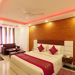 Majestic Park B & B At Delhi Airport