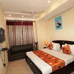 Hotel Red Coral - Netaji Subhash Place, Pitampura