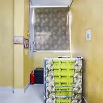 Deluxe Rooms In Lajpat Nagar Near Bikanerwala