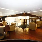 Plutos Hotel