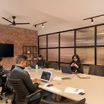 Minimalist Poshtel & Suites