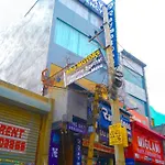 Dream Inn Sky - Near Utam Nagar