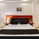Hotel O Anshu B&B