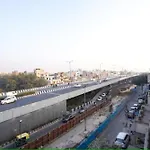 Hotel Mannat International At Paschim Vihar