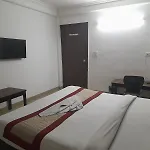 Hotel Airport Aditya Inn