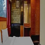 Oyo 75948 Hotel Tushar Continental