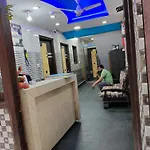 Hotel O Naseeb Near Jama Masjid