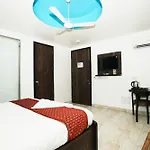 Hotel Amour Near Igi Delhi Airport