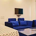 Hostmystay- 2Bhk! Lajpat Nagar Market