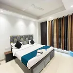 Hotel Purple 24 Seven -Malviya Nagar