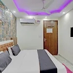 Hotel O Green Palace Near Jagatpuri