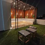Enchanted The Roof Rekha, With Private Trace Garden