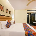 Fabhotel Prime The Western With Swimming Pool