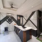 Hotel Golden Wings