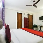 Hotel River Front Near Igi Airport