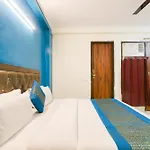 Hotel River Front Near Igi Airport