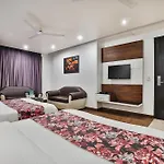 Staybook Hotel Uppal International