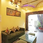 Hotel Red Stone Mahipalpur