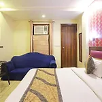 Hotel Red Stone Mahipalpur