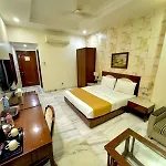 Hotel Florence Inn, Karol Bagh, New Delhi, 2 Min From Metro