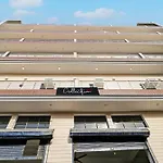 Collection O Qotel Peeragarhi
