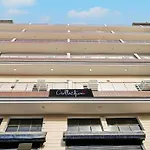 Collection O Qotel Peeragarhi