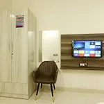 Hotel Red Velvet-Airport Drop Free Delhi