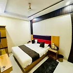 Hotel Bramhaputra Near New Delhi Railway Station